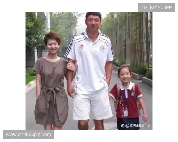 足球明星婚姻坚固不离婚的背后故事与家庭生活揭秘 足球明星婚姻坚固不离婚的背后故事与家庭生活揭秘