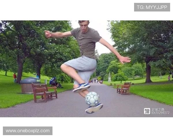 足球明星的强大脚踝力量与技术解析揭秘足球场上的绝对主宰 足球明星的强大脚踝力量与技术解析揭秘足球场上的绝对主宰