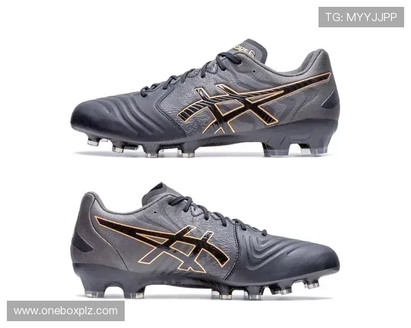 足球明星们的专属足球鞋大揭秘各款设计与性能的完美结合