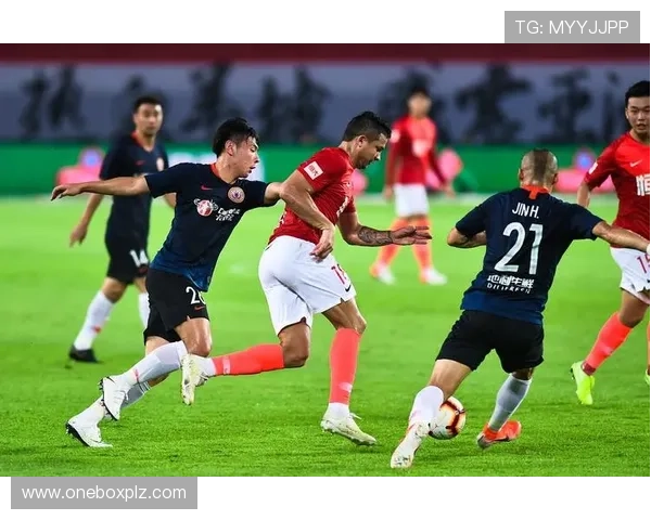 重庆篮球队以68分领跑洲际杯积分榜展现强劲实力